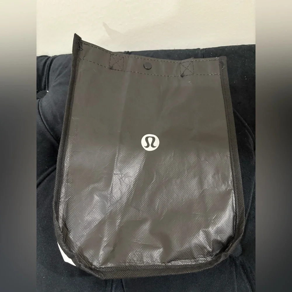 lululemon athletica tote bag